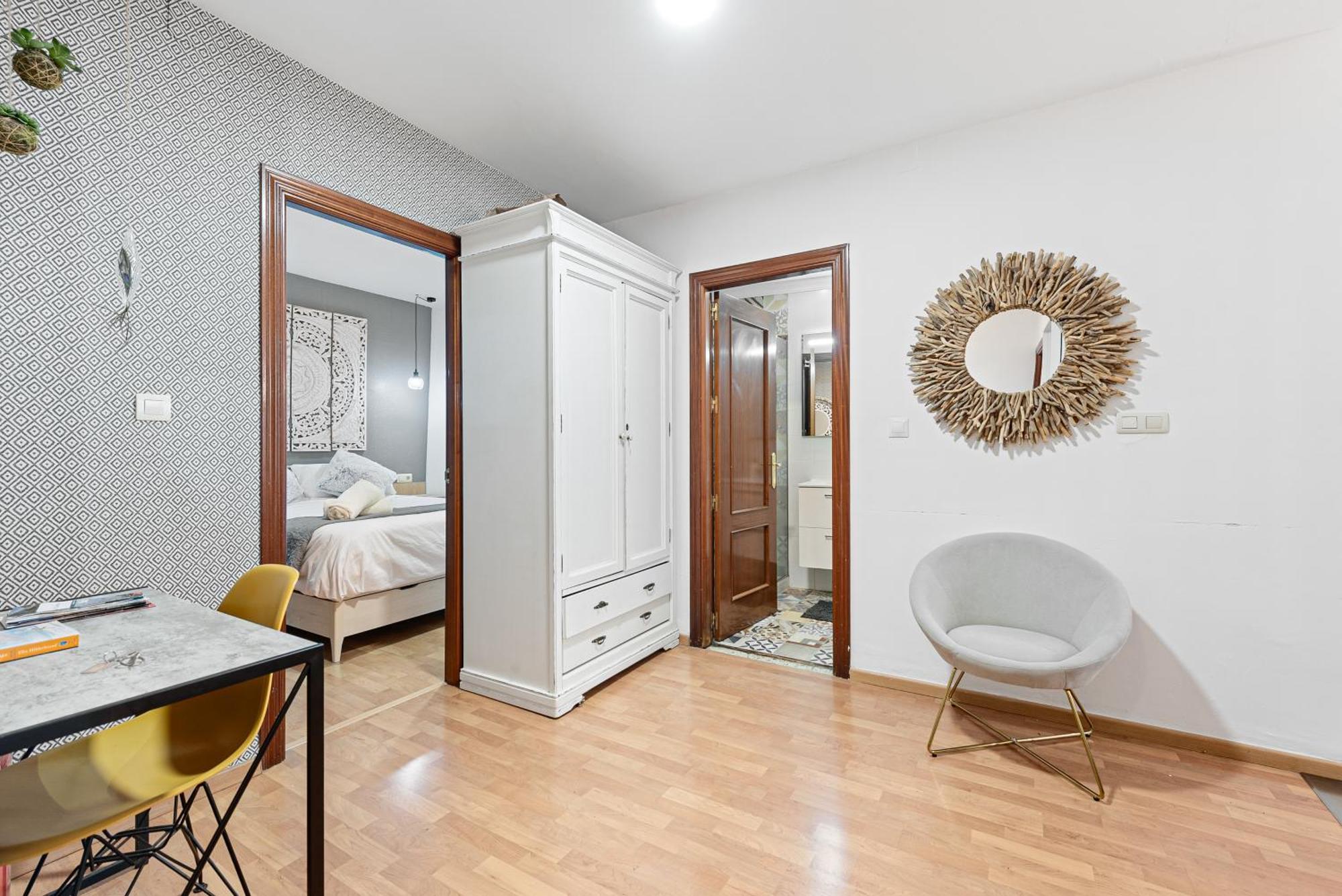 Urbanchicmalaga 2Bedroom Oasis In Historic Malaga Centre Esterno foto
